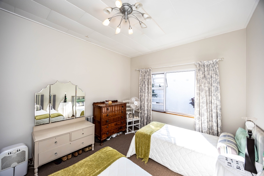 4 Bedroom Property for Sale in Southernwood Eastern Cape
